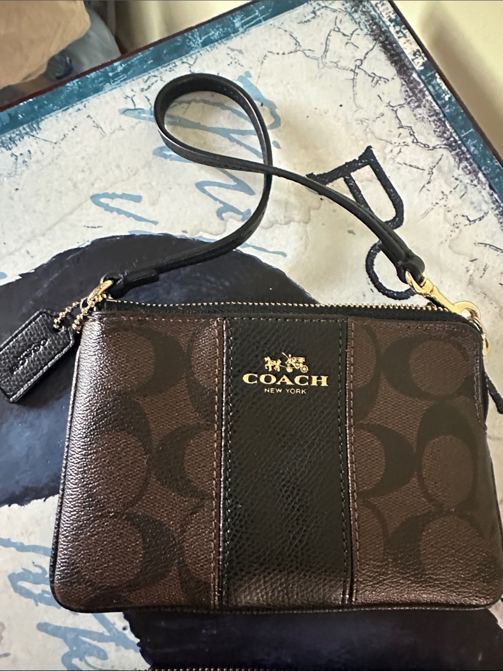 Coach Corner Zip Metallic wristlet you get both - Picture 8 of 10